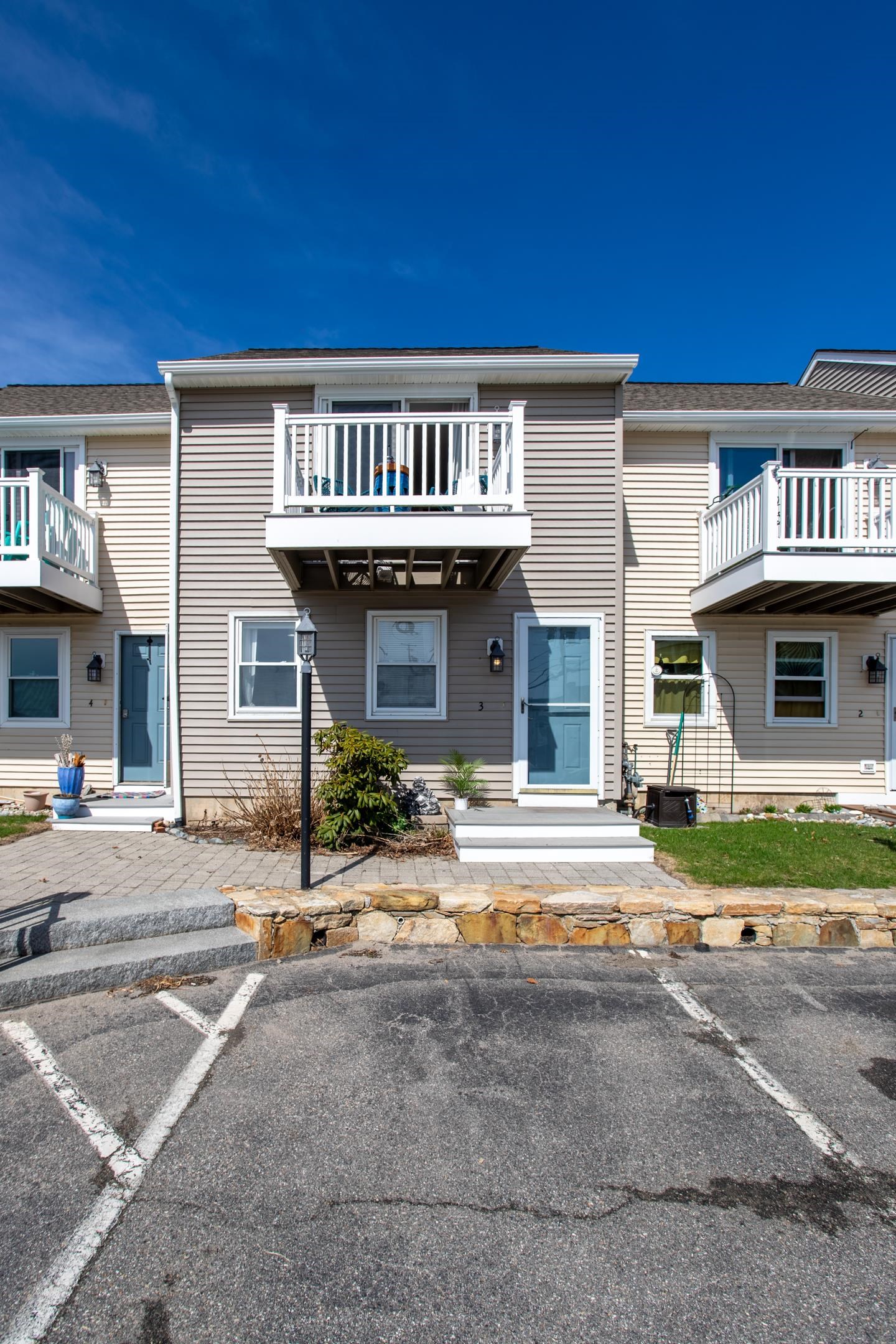 571 Winnacunnet Road, Unit 3 Hampton, NH 03842 - Photo 6 of 17