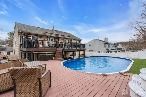 $699,900 | 17 Heritage Drive, Howell, NJ 07731