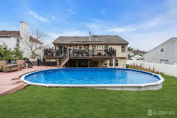 $699,900 | 17 Heritage Drive, Howell, NJ 07731
