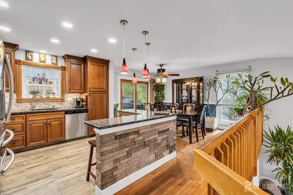 $699,900 | 17 Heritage Drive, Howell, NJ 07731