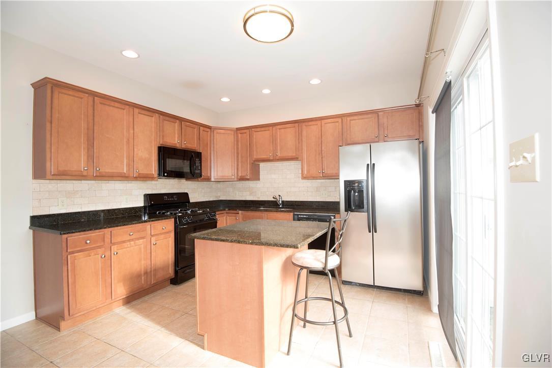 7690 Racite Road Lower Macungie Township, PA 18062 - Photo 8 of 38 Gallery Image 8