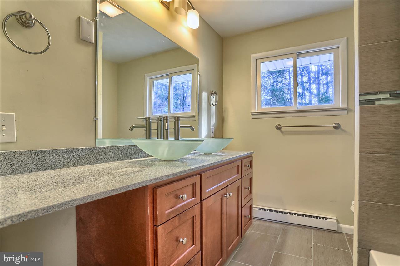 6175 Lewisberry Road Dover, PA 17315 - Photo 11 of 33 Gallery Image 11