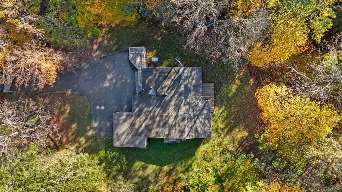352 West Hill Road Vestal, NY 13850 - Photo 32 of 34 Gallery Image 32
