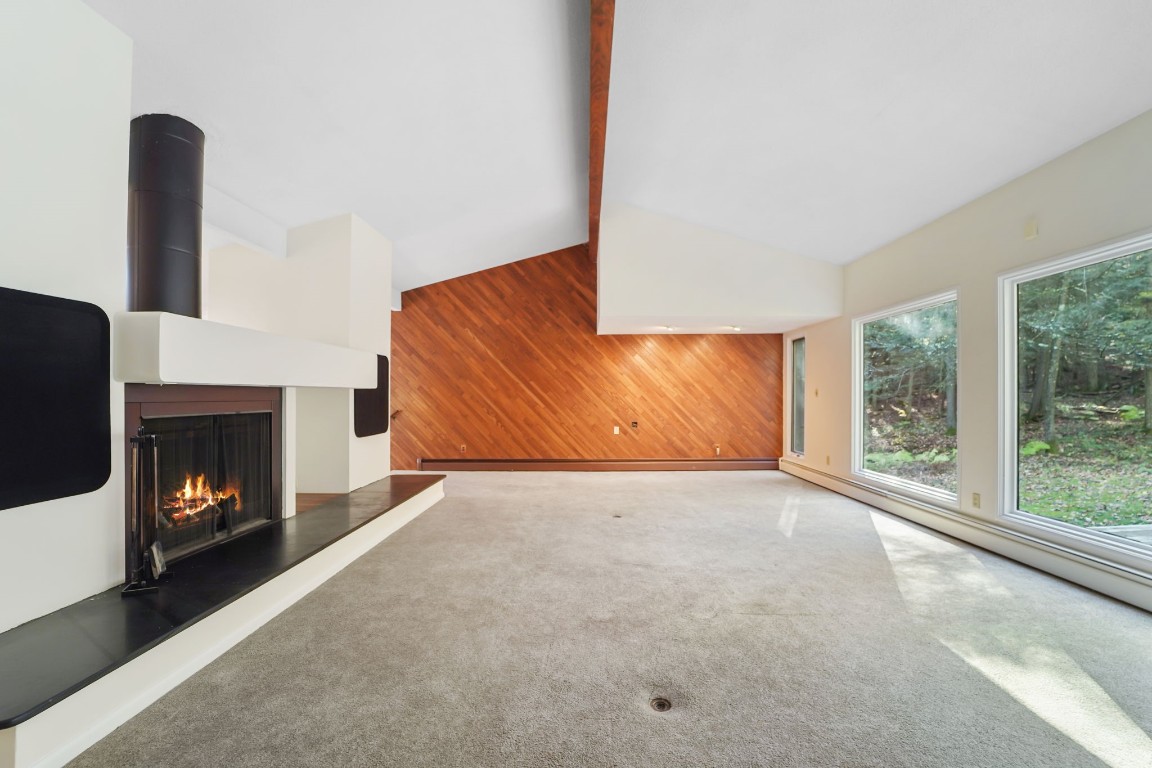 352 West Hill Road Vestal, NY 13850 - Photo 5 of 34 Gallery Image 5