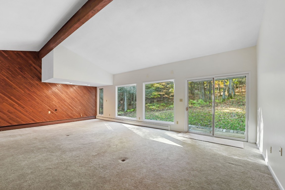 352 West Hill Road Vestal, NY 13850 - Photo 6 of 34 Gallery Image 6