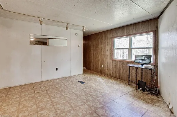 $225,000 | 4183 Flinchum Farm Road, Liberty, NC 27298