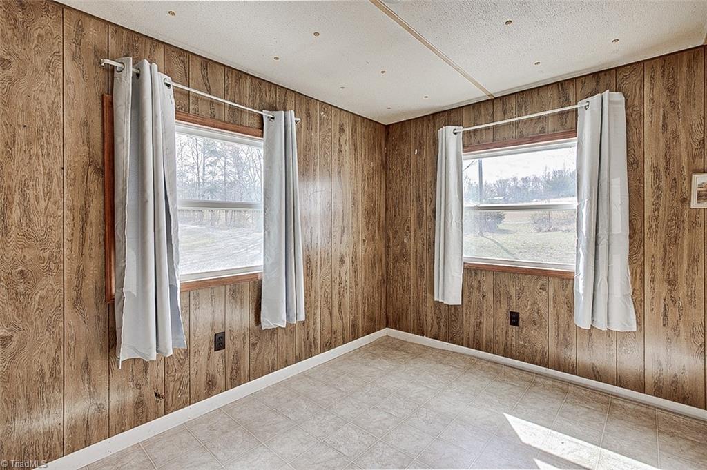 4183 Flinchum Farm Road Liberty, NC 27298 - Photo 23 of 46