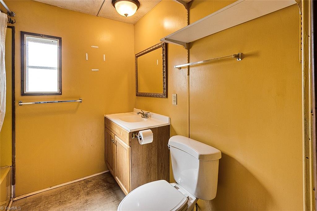 4183 Flinchum Farm Road Liberty, NC 27298 - Photo 29 of 46