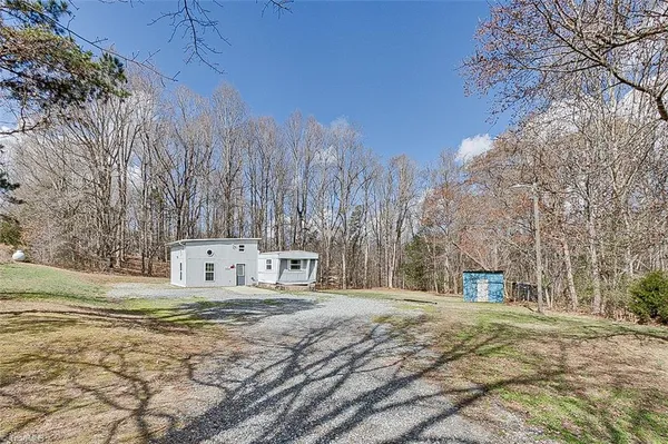 $225,000 | 4183 Flinchum Farm Road, Liberty, NC 27298