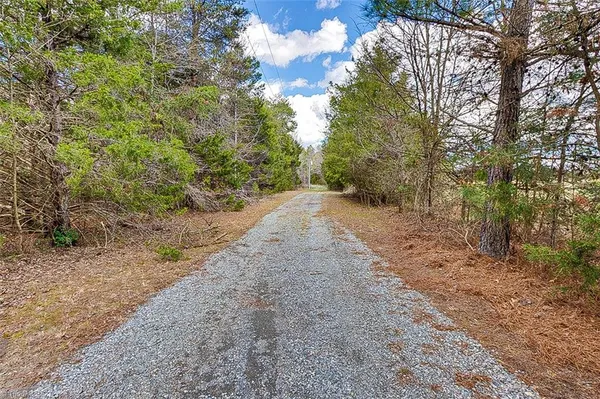 $225,000 | 4183 Flinchum Farm Road, Liberty, NC 27298