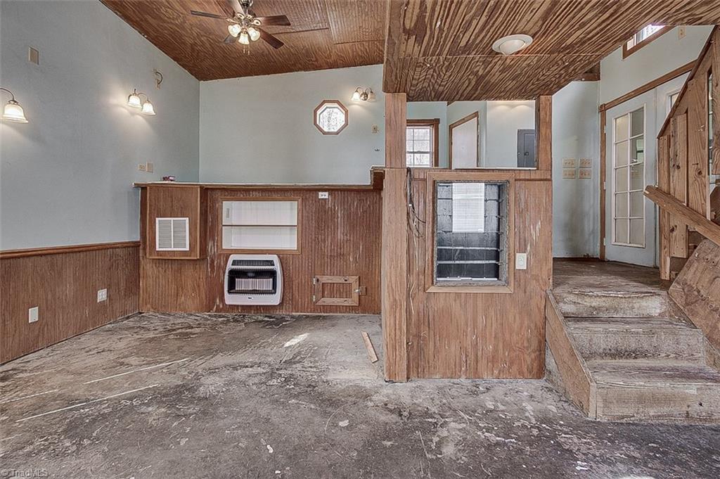 4183 Flinchum Farm Road Liberty, NC 27298 - Photo 6 of 46