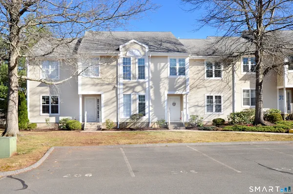 $259,000 | 207 Country Club Court, Unit 207, Rocky Hill, CT 06067