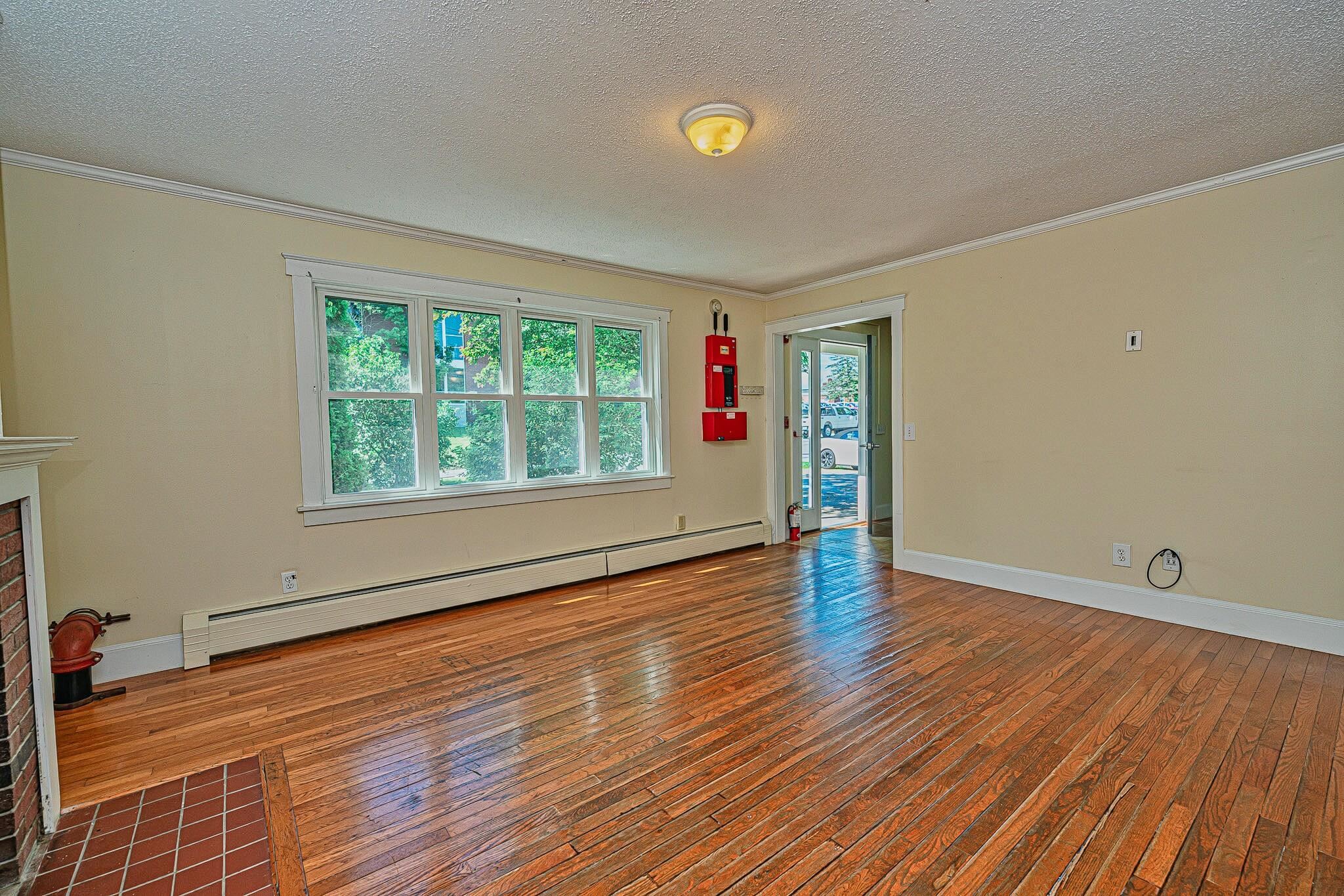 81 Seamans Road New London, NH 03257 - Photo 8 of 50