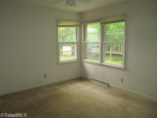1411 Forrest Street High Point, NC 27262 - Photo 8 of 10 Interior Space/Layout.