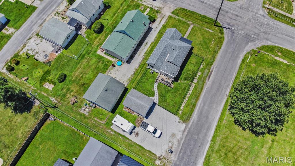 1001 South Macoupin Street Gillespie, IL 62033 - Photo 33 of 38