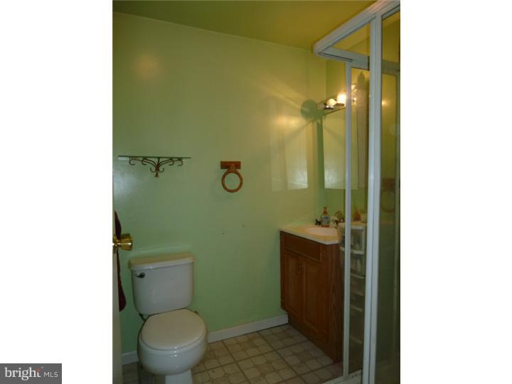 1 Oakley Road Upper Darby, PA 19082 - Photo 17 of 20