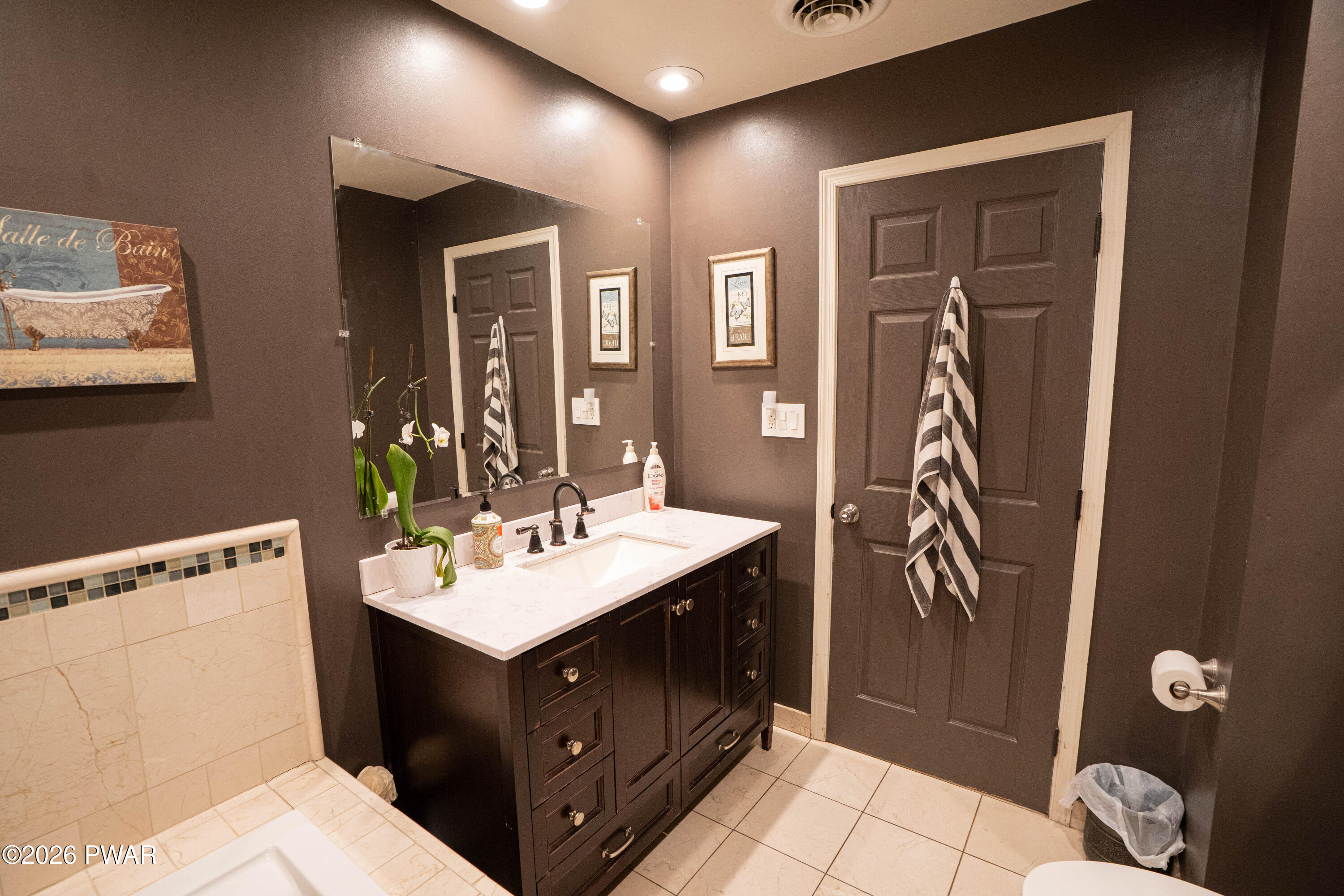 125 Rinaldi Drive Taylor, PA 18517 - Photo 26 of 49