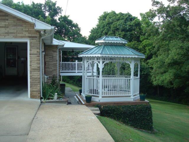 965 Gratton Road Clarksville, TN 37043 - Photo 5 of 21 .....Gazebo with Swing......