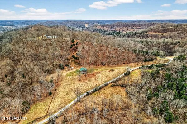 $1,300,000 | Undisclosed Address, Hickman, TN 38567