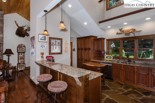 $1,149,000 | 104 Northridge Road, Beech Mountain, NC 28604