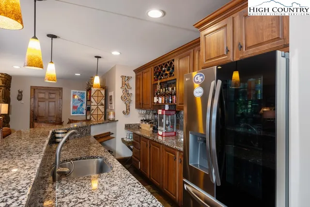 $1,149,000 | 104 Northridge Road, Beech Mountain, NC 28604