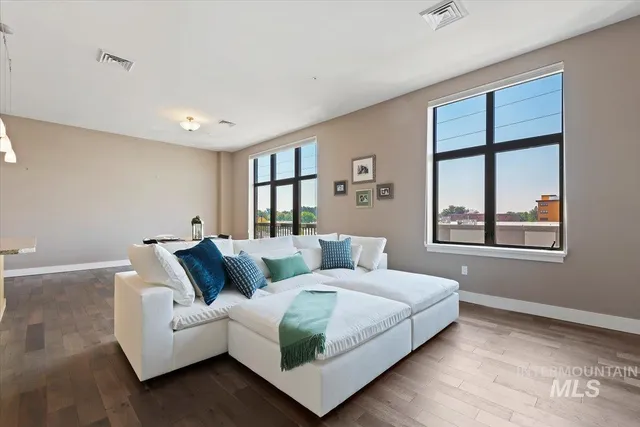 $629,900 | 419 South 8th Street, Unit 309, Boise, ID 83702