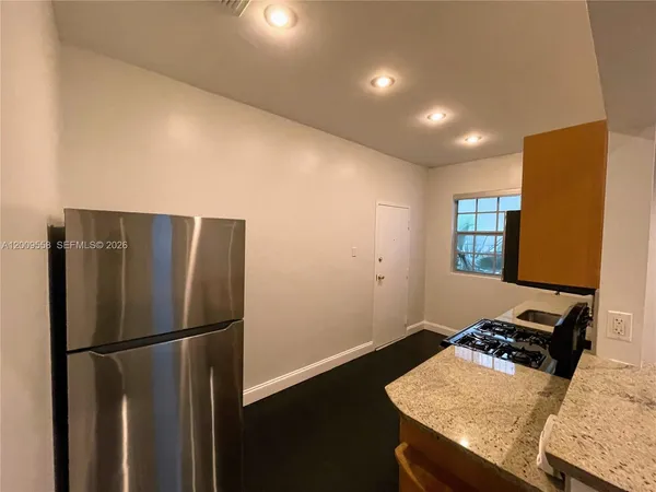 $2,450 | 815 Euclid Avenue, Unit 9, Miami Beach, FL 33139