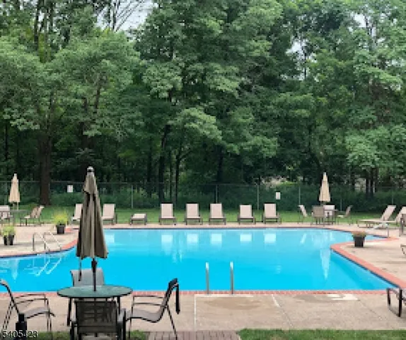 $2,250 | 2350 State Route 10, Unit E11, Morris Plains, NJ 07950