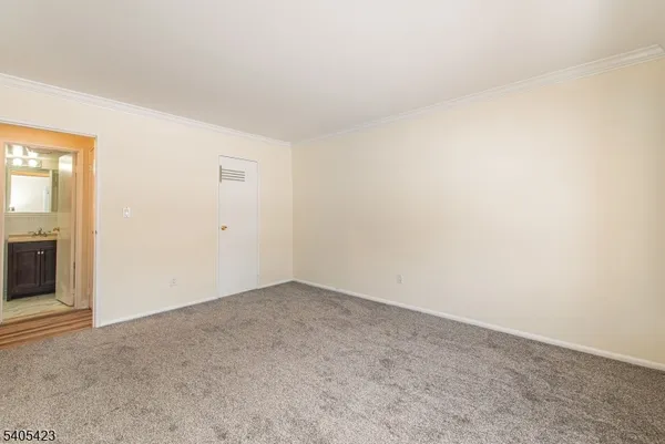 $2,100 | 2350 State Route 10, Unit E11, Morris Plains, NJ 07950