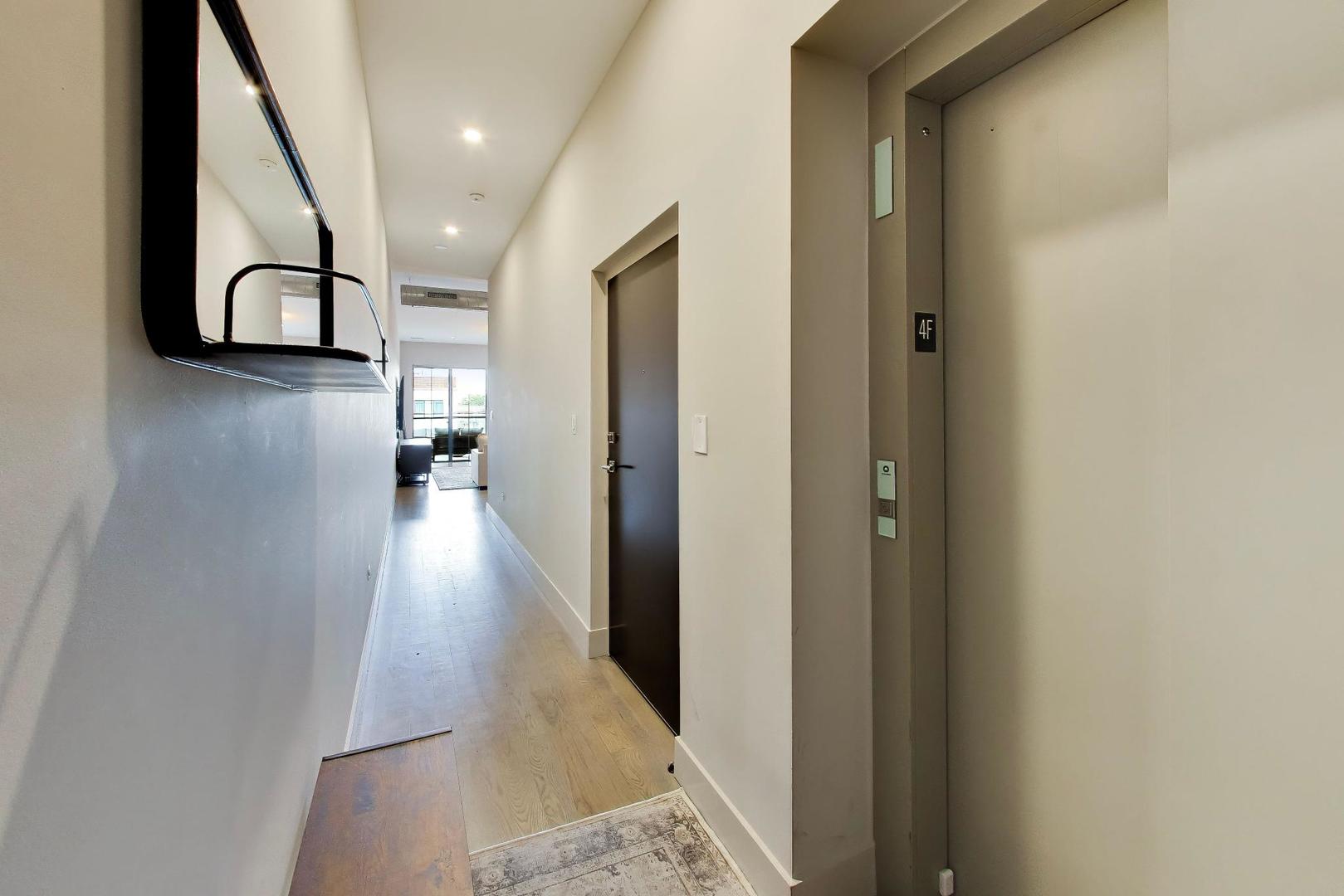 1902 West Division Street, Unit 4S Chicago, IL 60622 - Photo 28 of 33