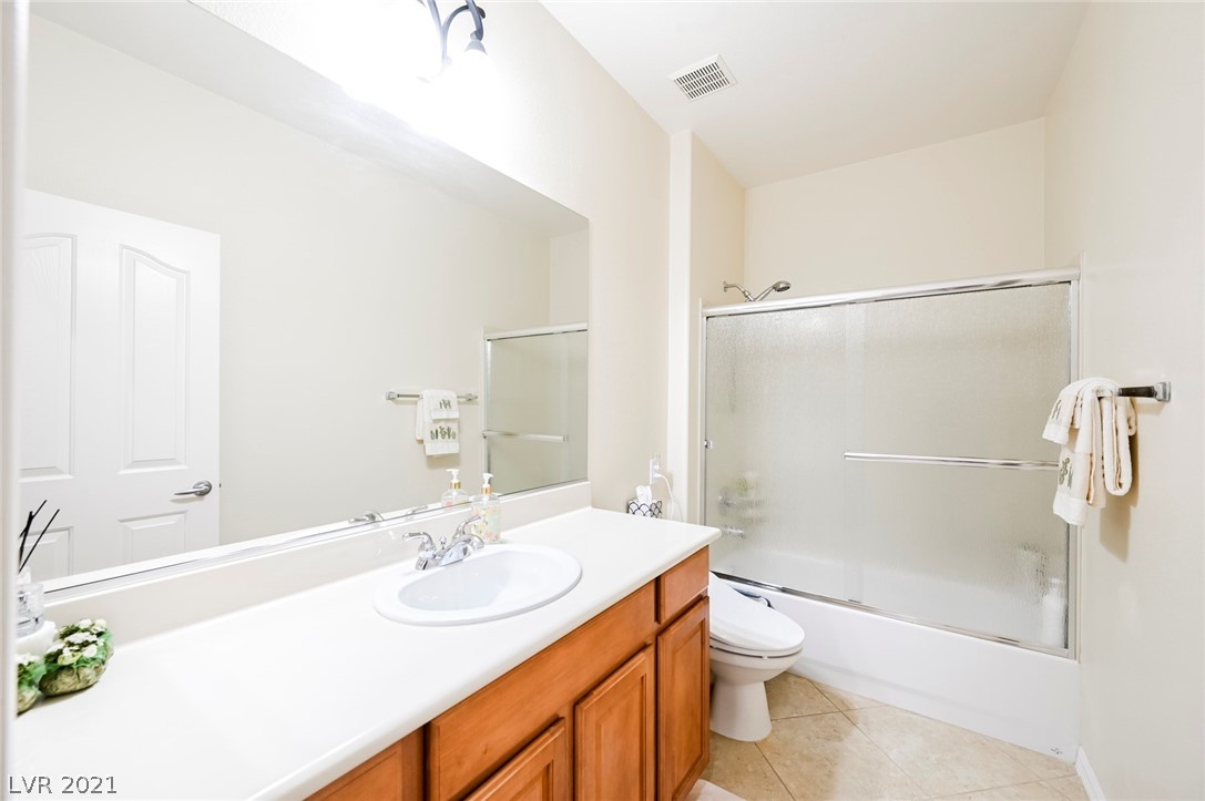 2209 Sandstone Cliffs Drive Henderson, NV 89044 - Photo 25 of 50