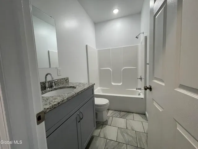 $424,000 | 35 Newland Road, Stillwater, NY 12170