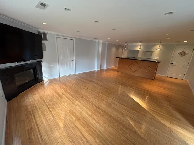 $1,249,000 | 12 Venetian Village, Culver, IN 46511