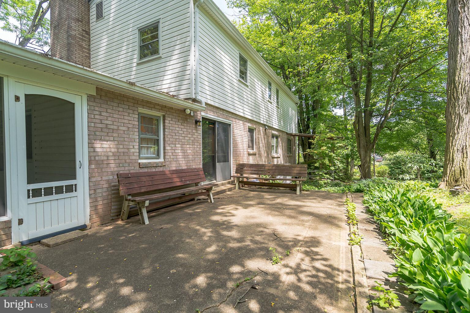 10017 Coach Road Vienna, VA 22181 - Photo 4 of 27 Gallery Image 4