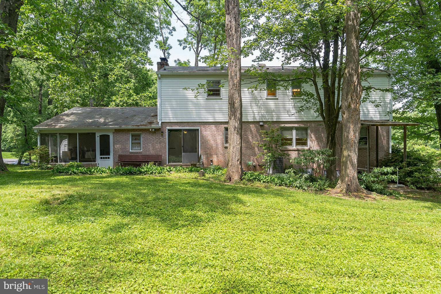 10017 Coach Road Vienna, VA 22181 - Photo 5 of 27 Gallery Image 5