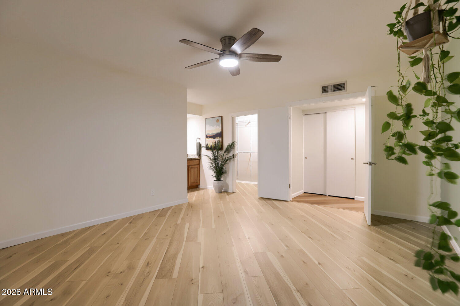 3641 West Grandview Road Phoenix, AZ 85053 - Photo 13 of 22 Spacious