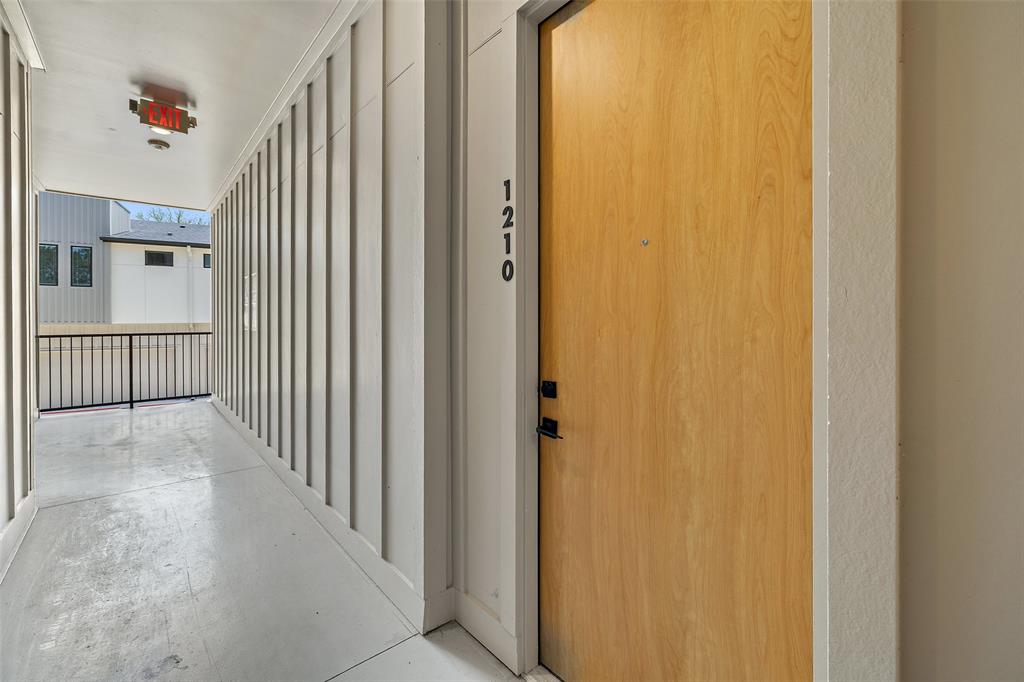 1811 Webberville Road, Unit 1210 Austin, TX 78721 - Photo 15 of 18