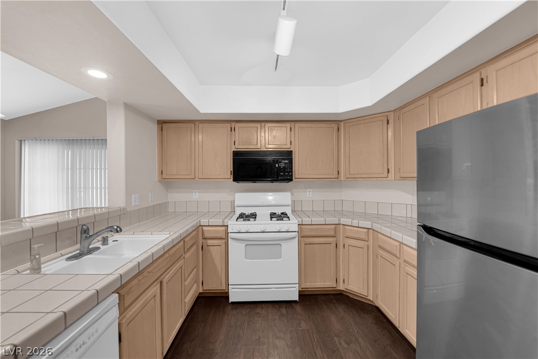 7950 West Flamingo Road, Unit 2019 Las Vegas, NV 89147 - Photo 13 of 27