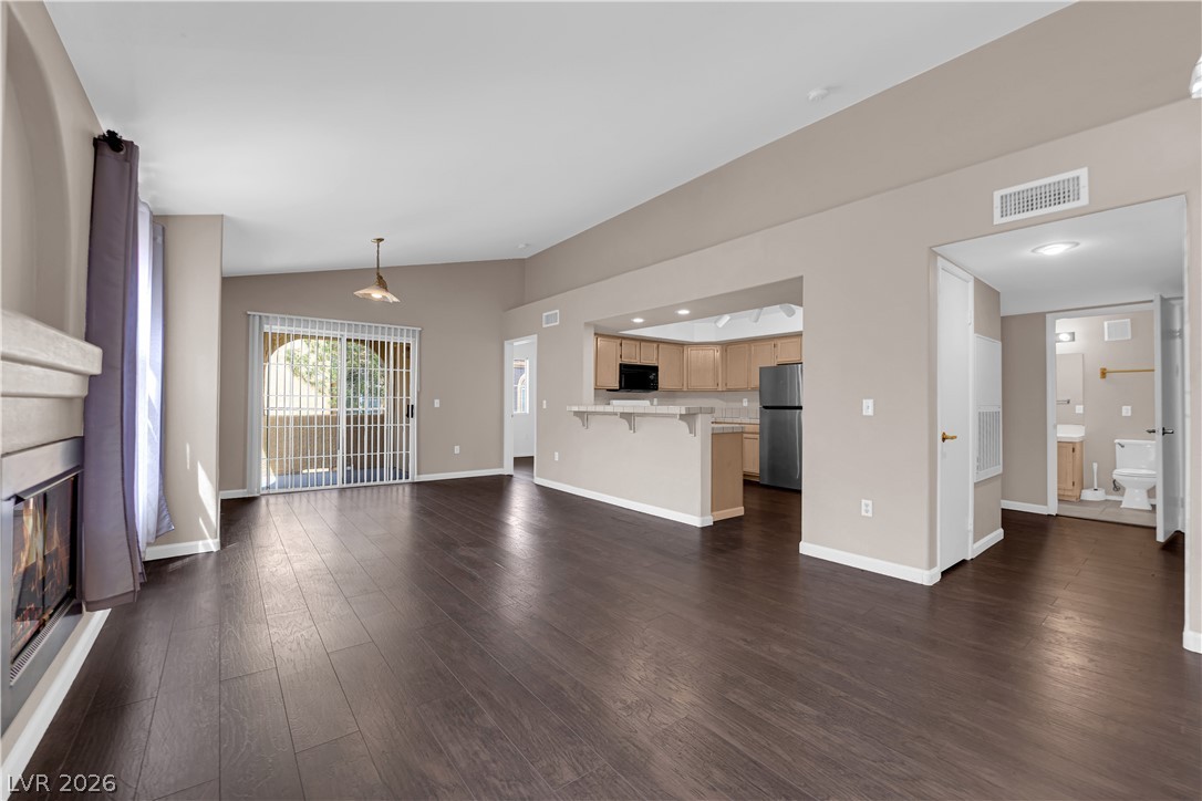 7950 West Flamingo Road, Unit 2019 Las Vegas, NV 89147 - Photo 3 of 27