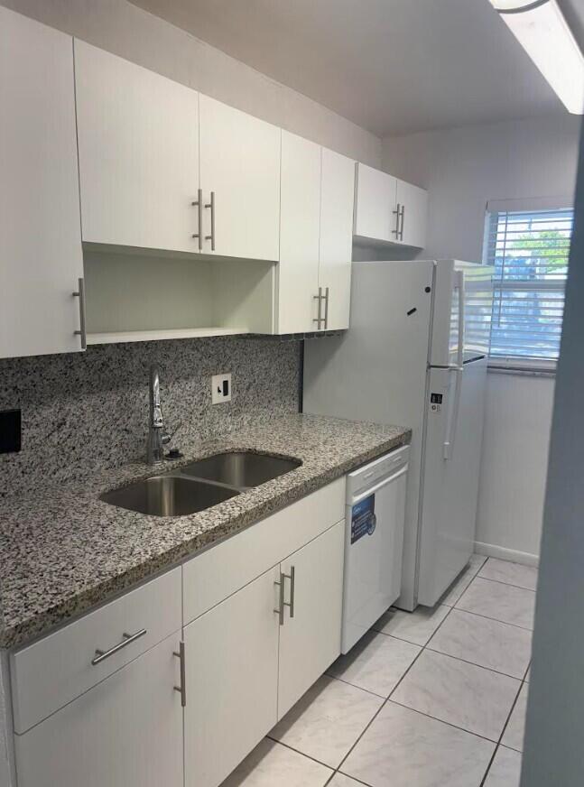 2801 Albatross Road Delray Beach, FL 33444 - Photo 3 of 15 2