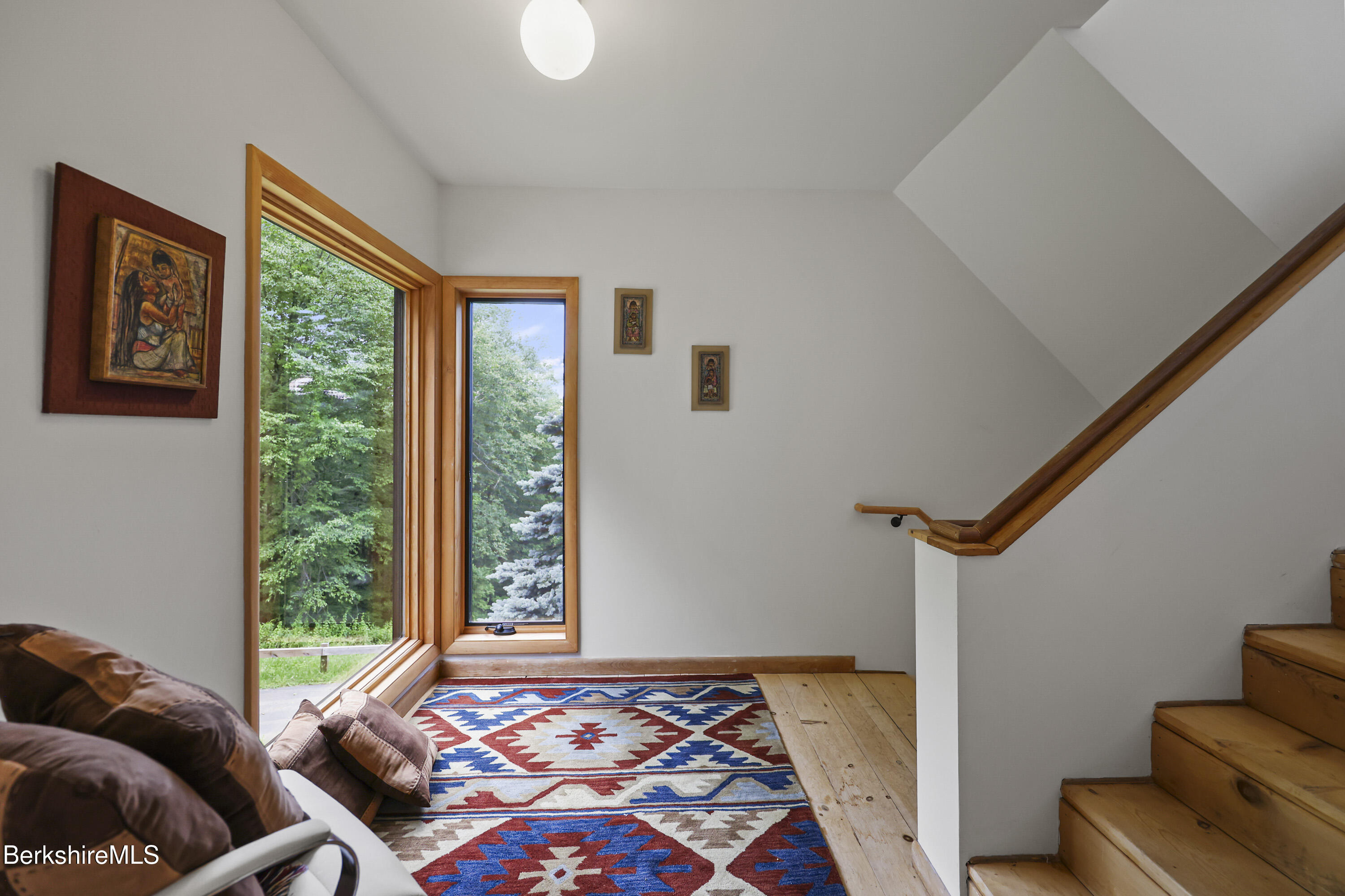 44 Prospect Hill Road Stockbridge, MA 01262 - Photo 19 of 61 Reading Nook Level 2