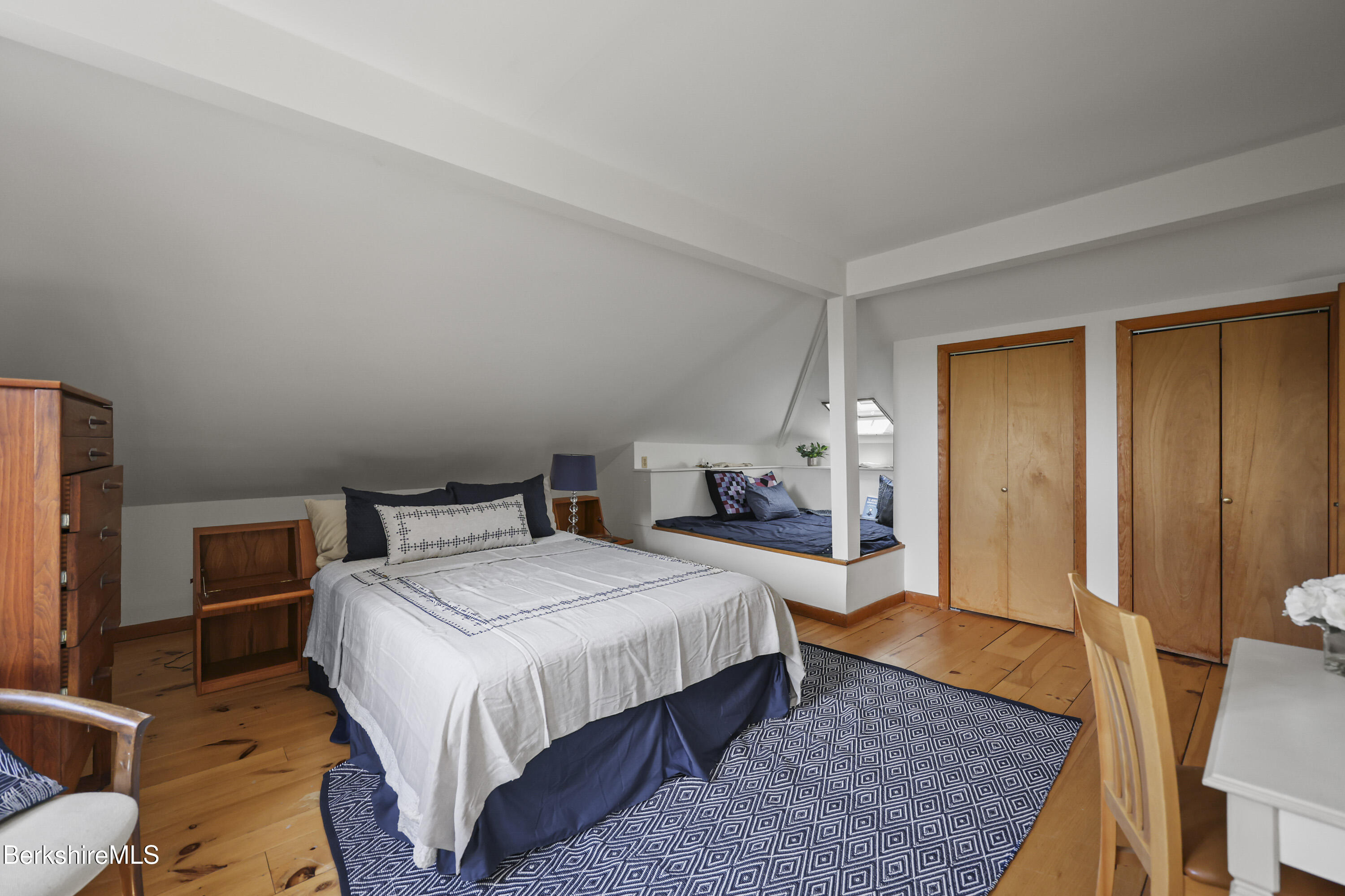 44 Prospect Hill Road Stockbridge, MA 01262 - Photo 27 of 61 Primary Bedroom Level 3