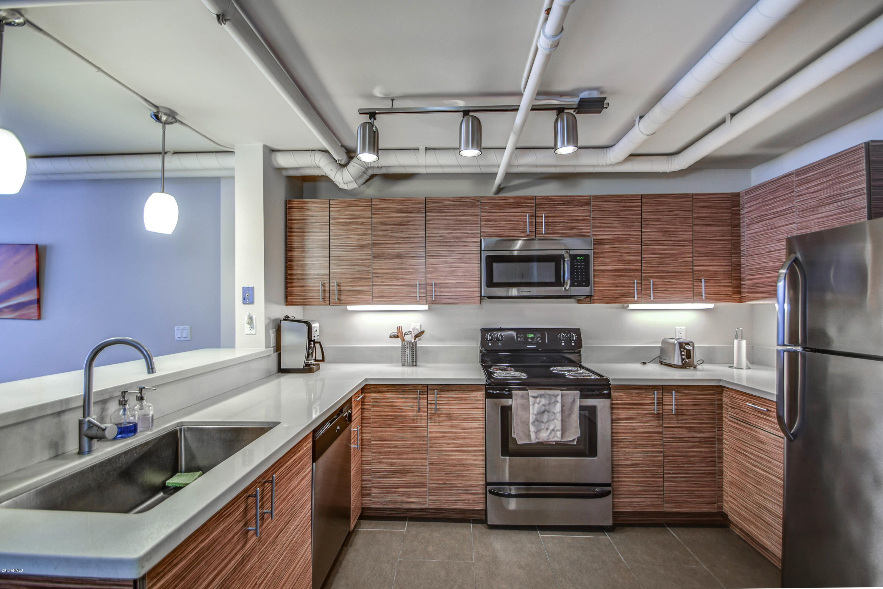 535 West Thomas Road, Unit 312 Phoenix, AZ 85013 - Photo 18 of 39 Kitchen 10