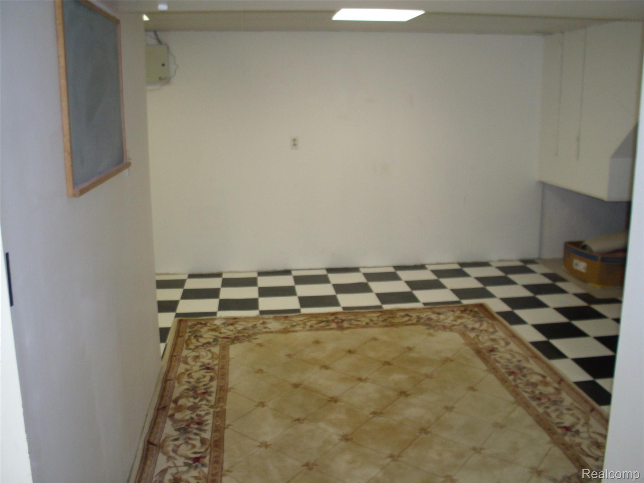16841 Country Ridge Lane Macomb, MI 48044 - Photo 65 of 76 DSCI4245.JPG