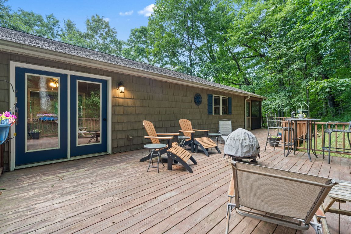 638 Holt Road Highlands, NC 28741 - Photo 5 of 47 Gallery Image 5