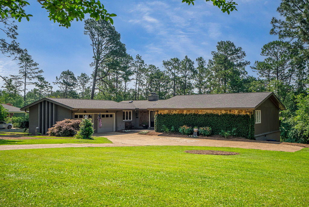 3 Burgundy Road Aiken, SC 29801 - Photo 2 of 62 Gallery Image 2