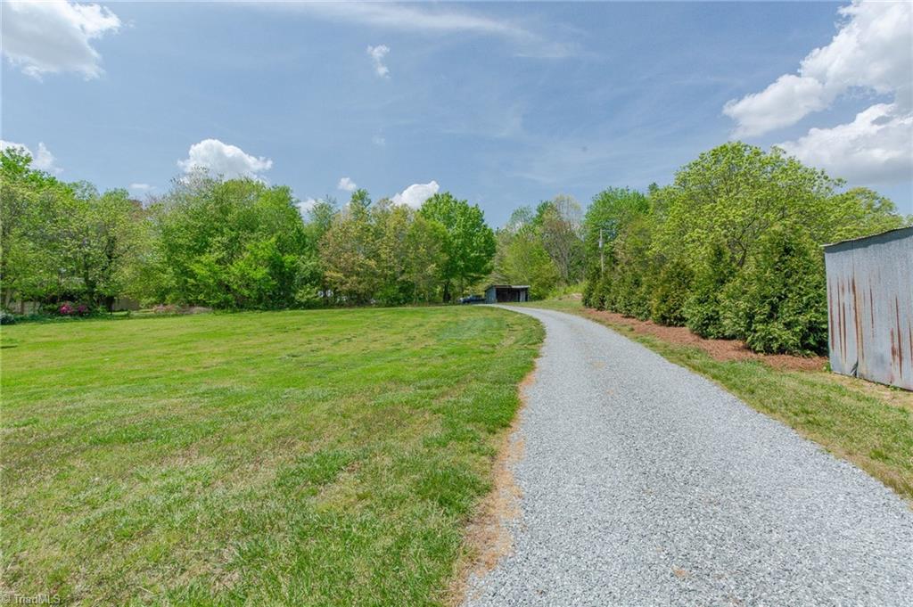 1268 North County Home Road Lexington, NC 27292 - Photo 2 of 45 Driveway in- can't see home from the road!