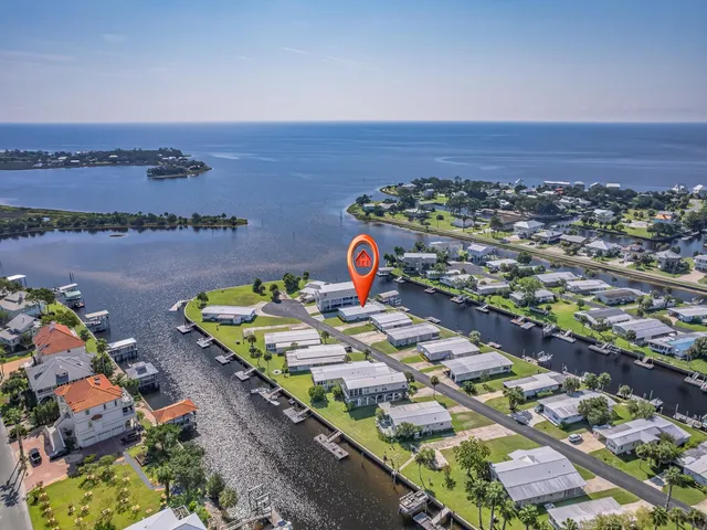 $365,000 | 67 Connie Drive, Crawfordville, FL 32327