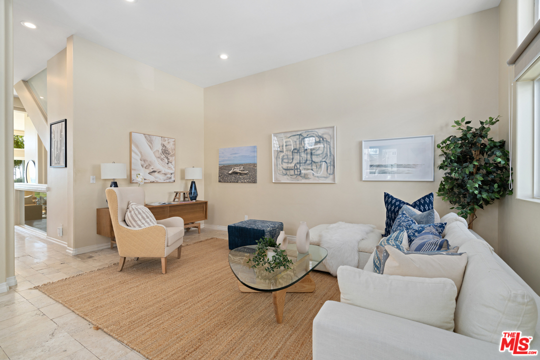 6730 Esplanade Playa del Rey, CA 90293 - Photo 17 of 49