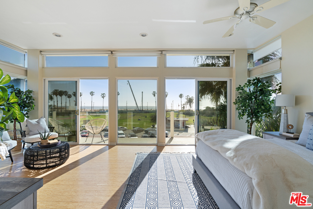 6730 Esplanade Playa del Rey, CA 90293 - Photo 19 of 49